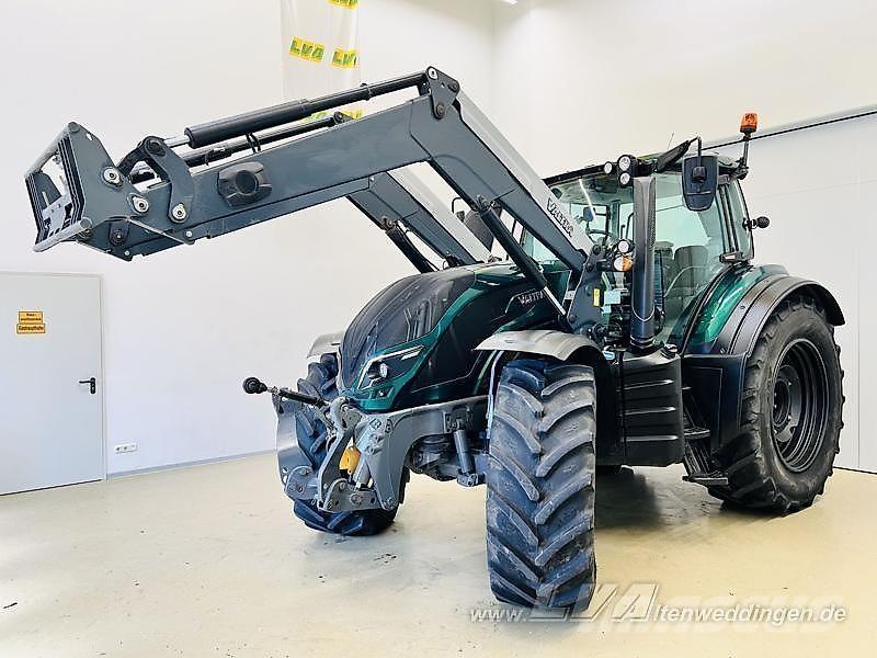 Valtra T174 Трактора