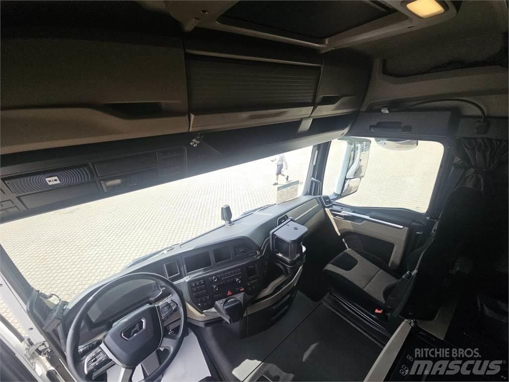 MAN TGX 26.510 6x2 Седельные тягачи