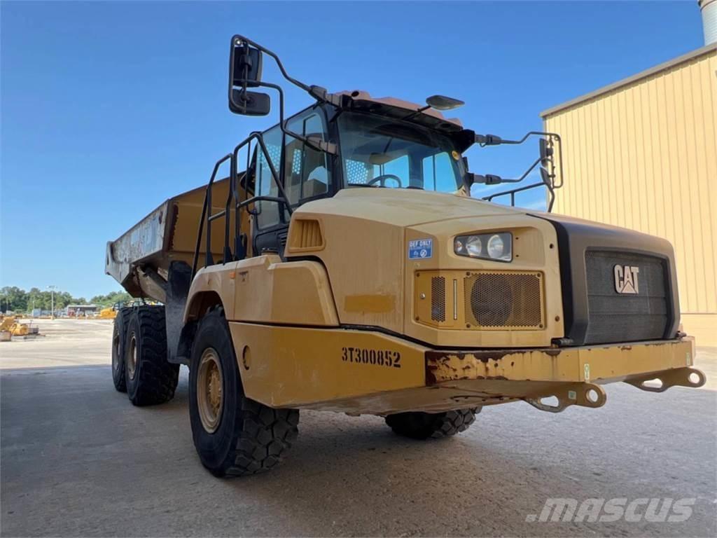 CAT 730 Шарнирно-сочленённые самосвалы