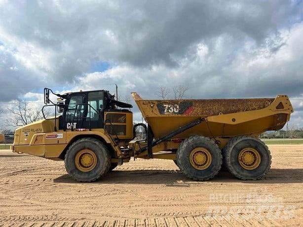 CAT 730 Шарнирно-сочленённые самосвалы