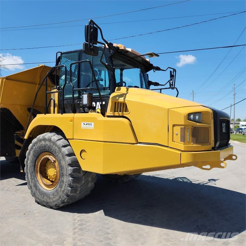 CAT 730 Шарнирно-сочленённые самосвалы