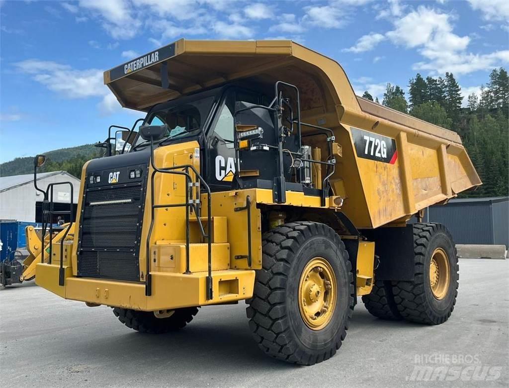 CAT 772G Карьерные самосвалы
