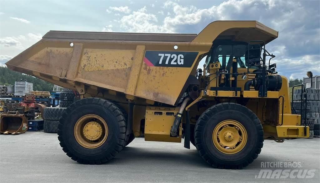 CAT 772G Карьерные самосвалы