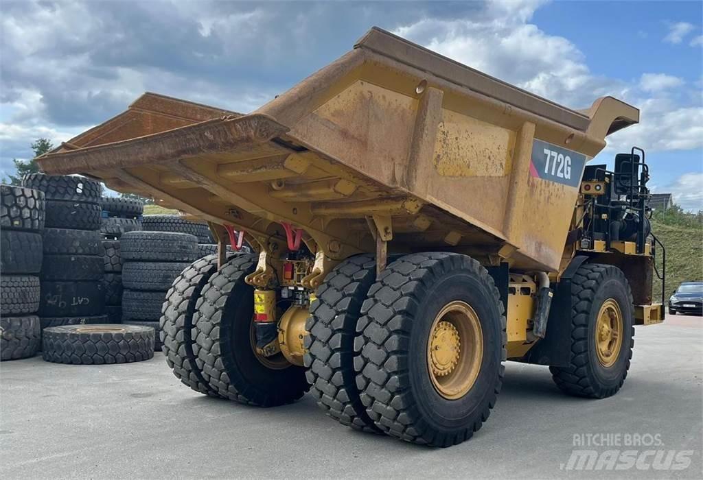CAT 772G Карьерные самосвалы