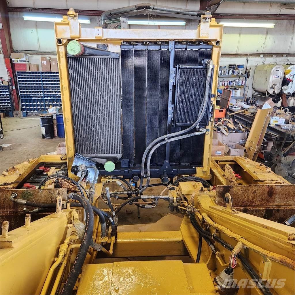 CAT 826H Строительная техника - Другие