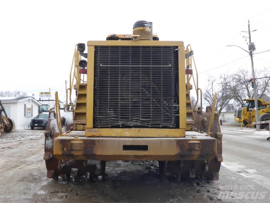 CAT 836H Строительная техника - Другие