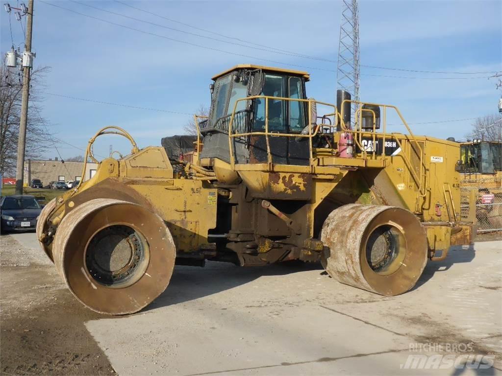 CAT 836H Строительная техника - Другие