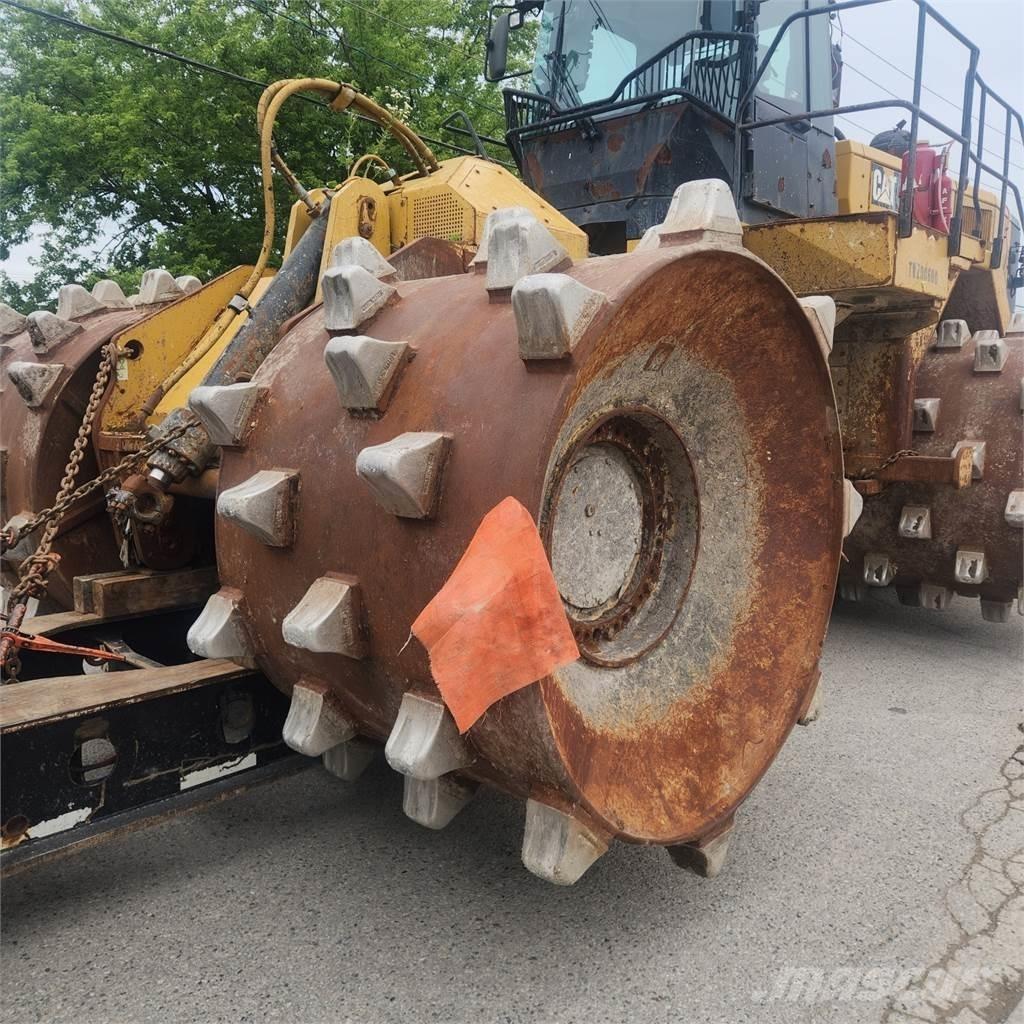 CAT 836K Строительная техника - Другие
