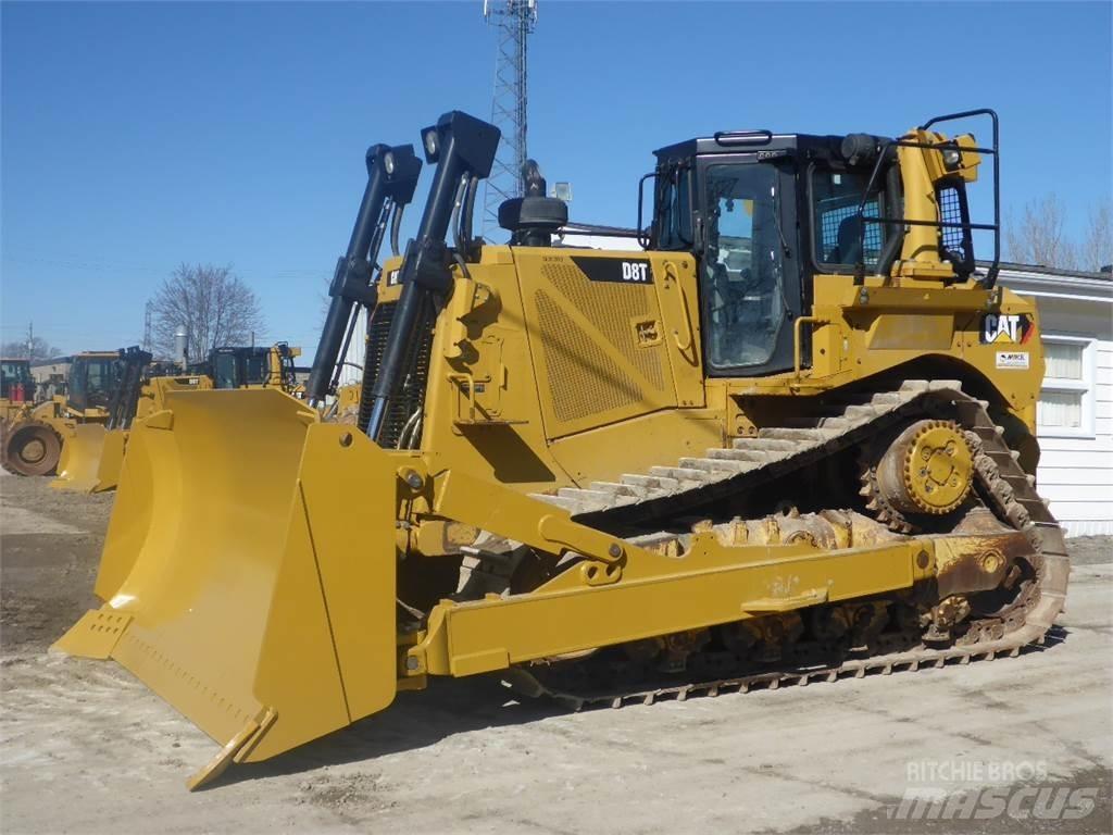 CAT D8T Гусеничные бульдозеры