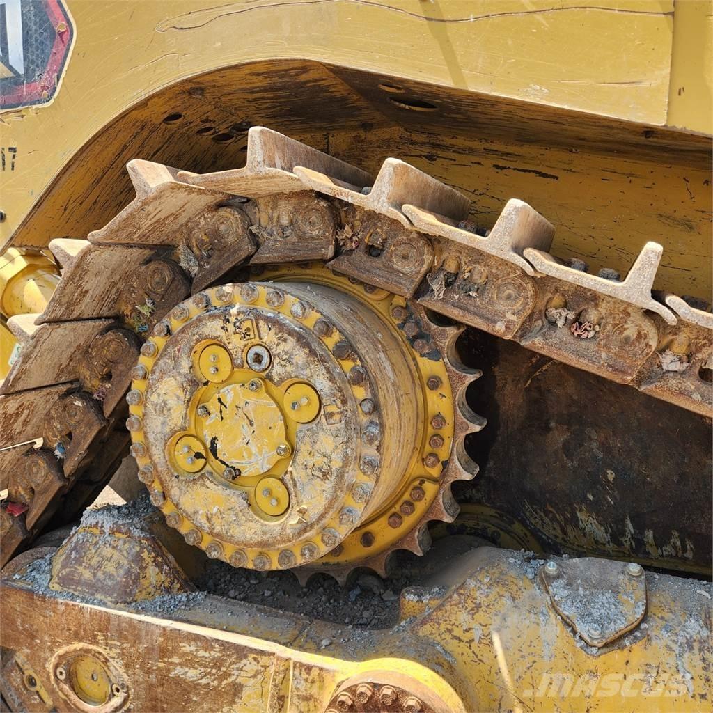 CAT D8T WH Гусеничные бульдозеры