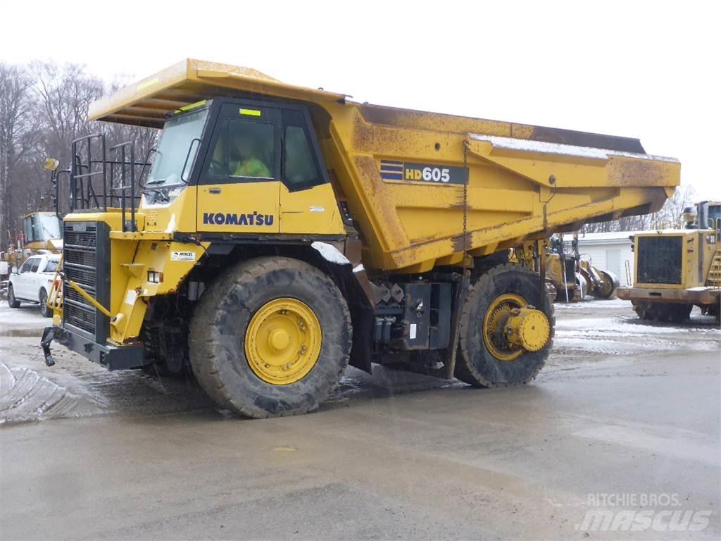 Komatsu HD605-7 Карьерные самосвалы