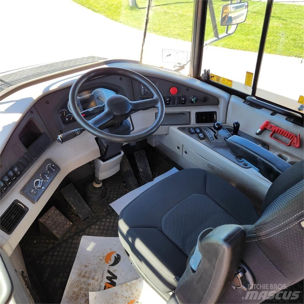 Volvo A30G Шарнирно-сочленённые самосвалы