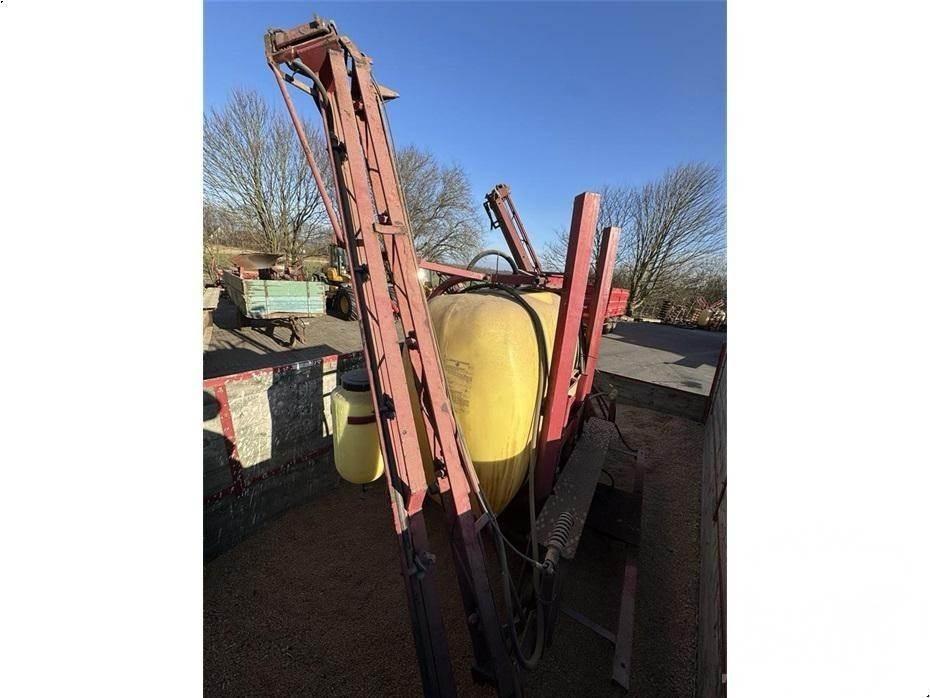 Hardi 1000 ltr., 12 m. Сельхозтехника - Другие