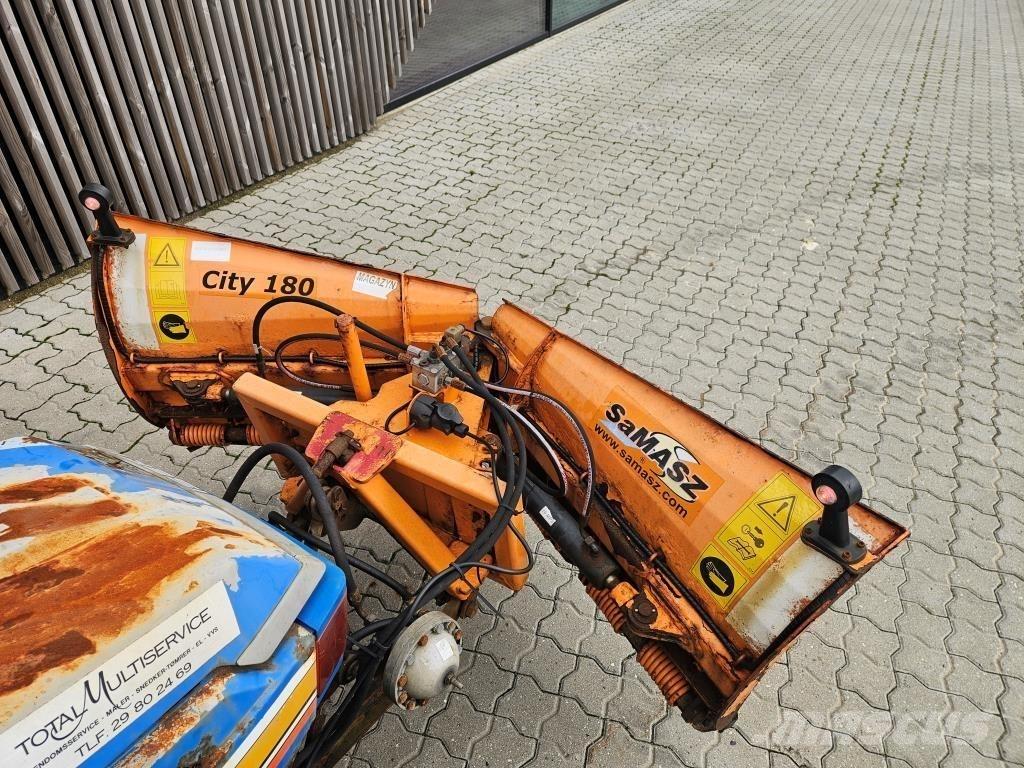 Iseki GEARMODEL Коммунальные тракторы