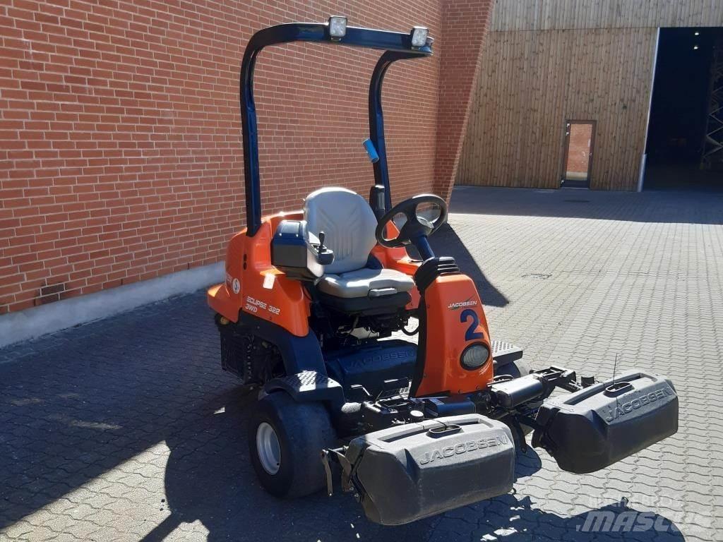Jacobsen ECLIPS 322 Самоходные газонокосилки
