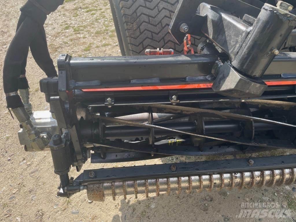 Jacobsen FAIRWAY 250 Самоходные газонокосилки