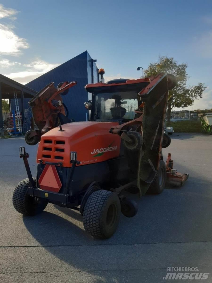 Jacobsen HR 9016 Самоходные газонокосилки