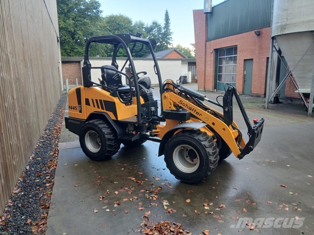 Schäffer 2445S Малые погрузчики