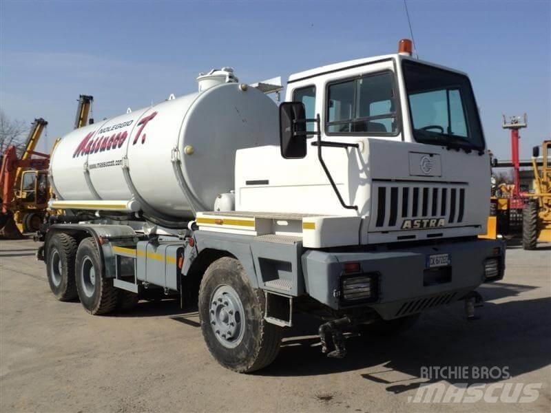 Astra BM304 Грузовики-цистерны