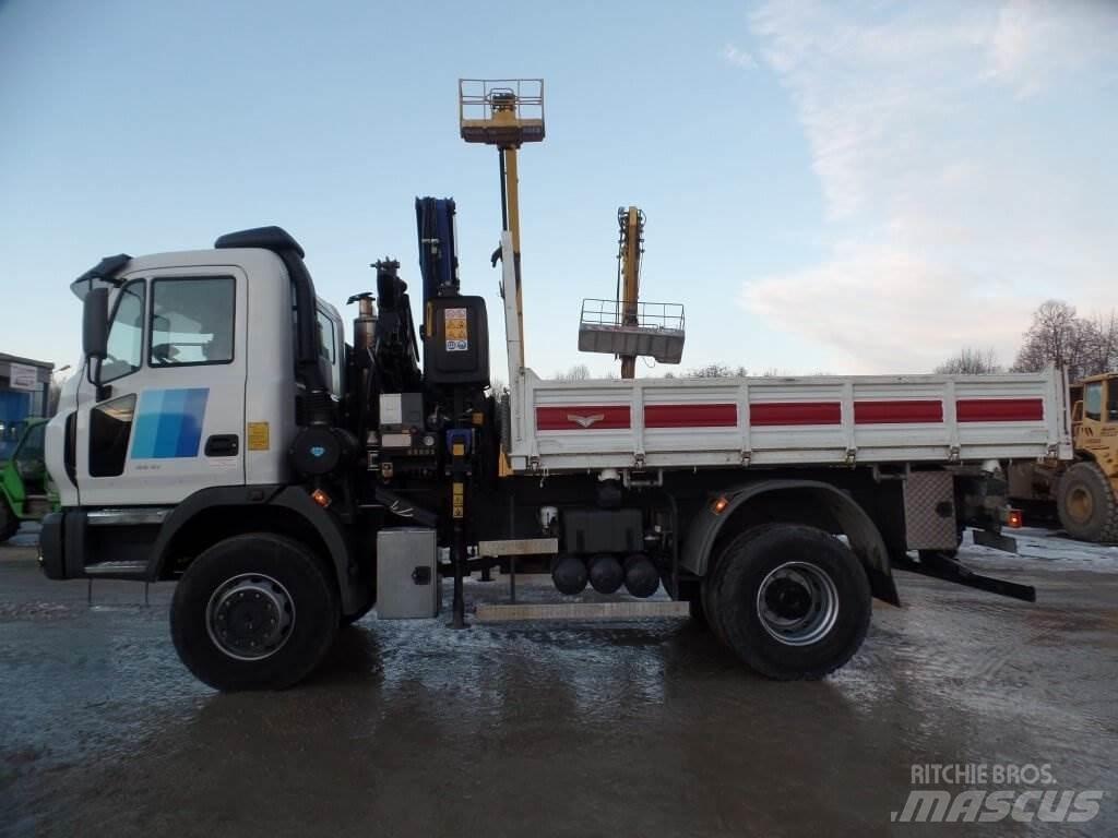Astra HD8 44.41-80 4x4 Специальные грузовики