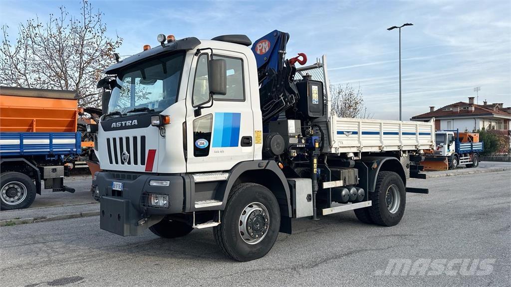 Astra HD8 44.41-80 6x4 Специальные грузовики