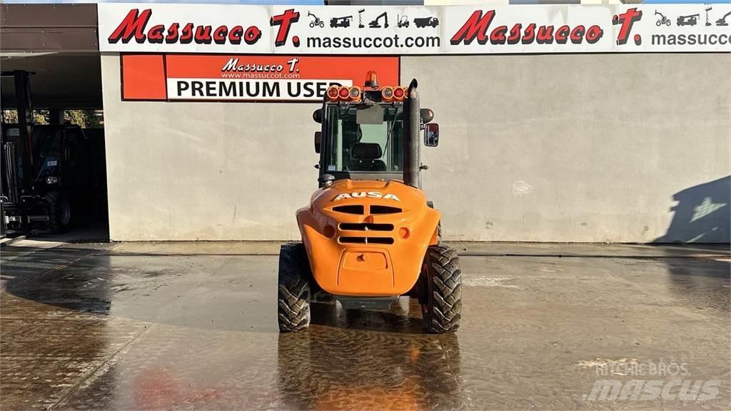Ausa C250H 4X4 Внедорожные погрузчики