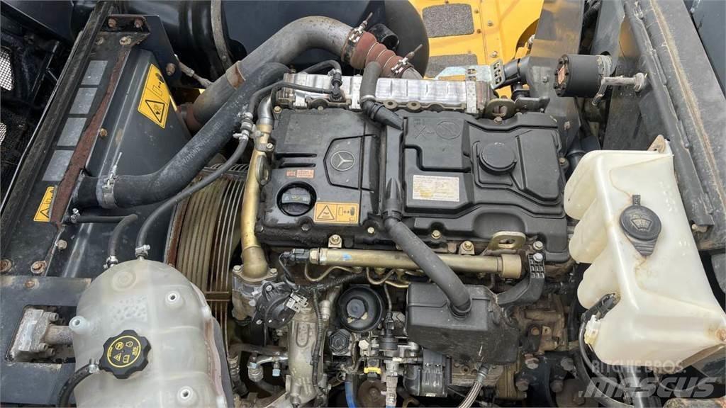 Bell B20E 6X6 Мини-самосвалы