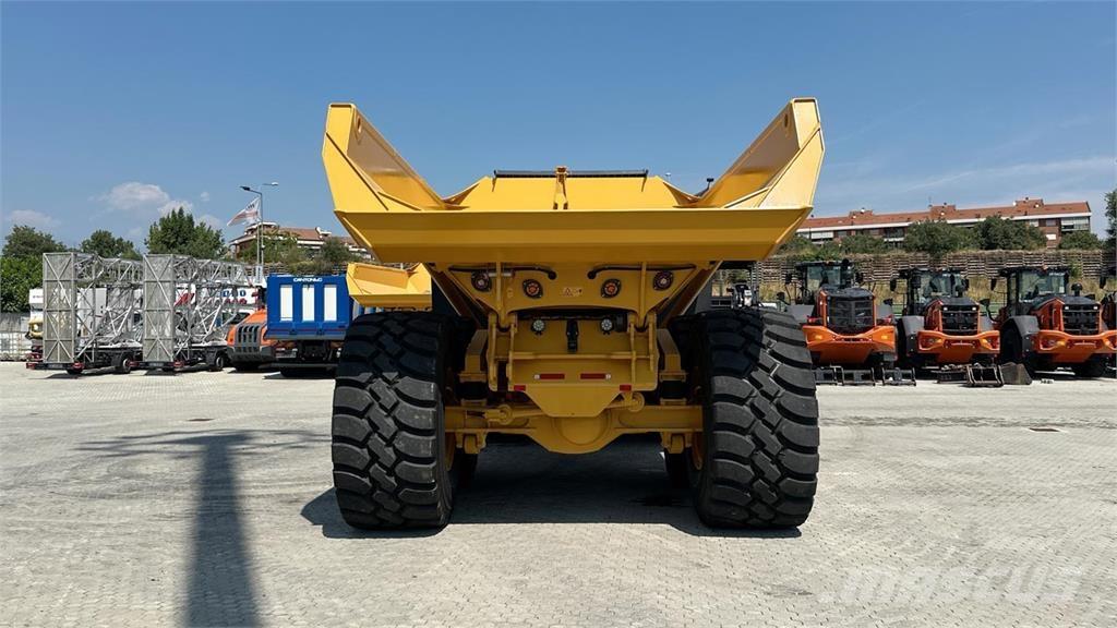 Bell B50E 6x6 Мини-самосвалы