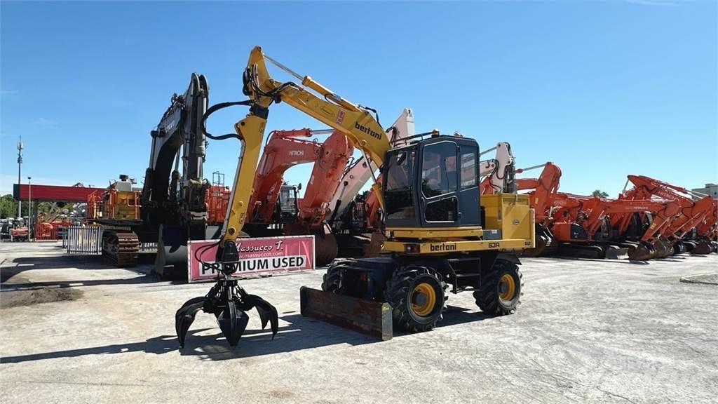 Bertani S3A 4X4 Колёсные экскаваторы