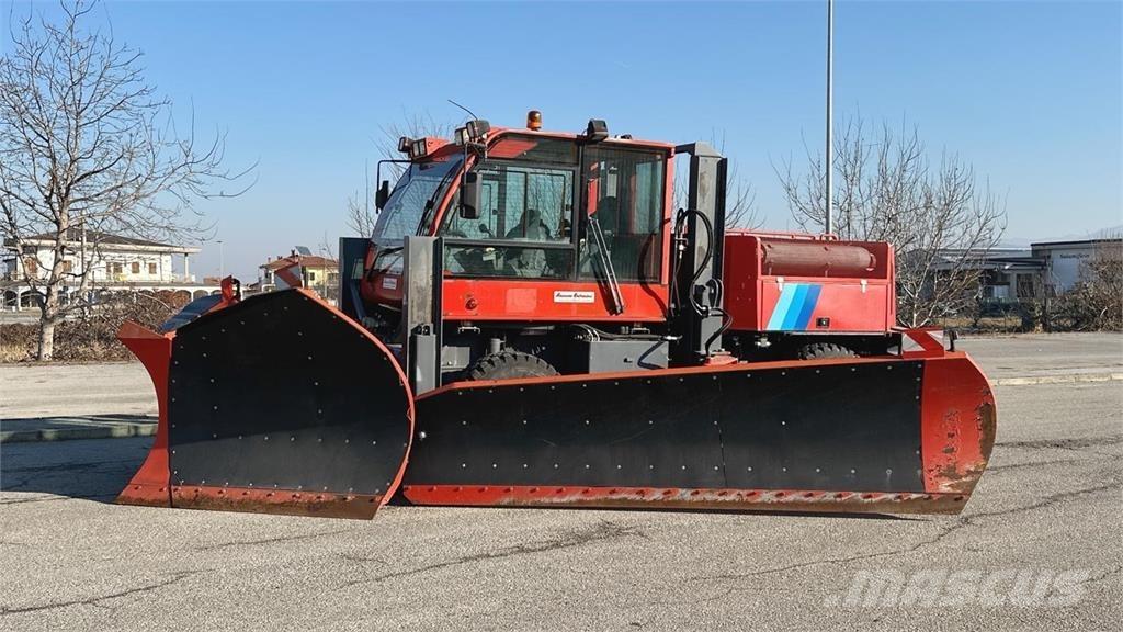  Bialler H5R 4X4 Снежные отвалы и плуги