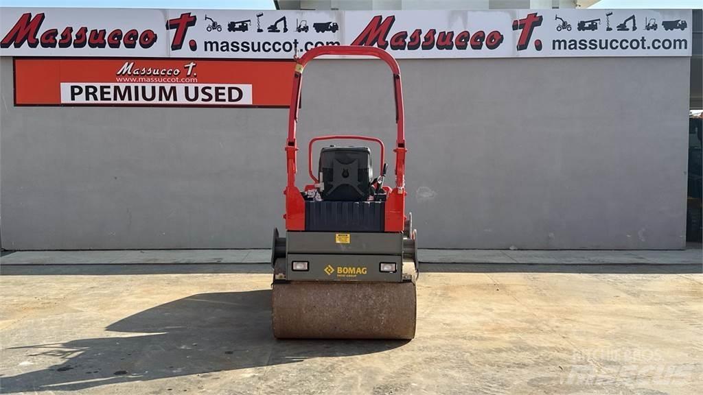 Bomag BW120 AD-4 Уплотнители грунта