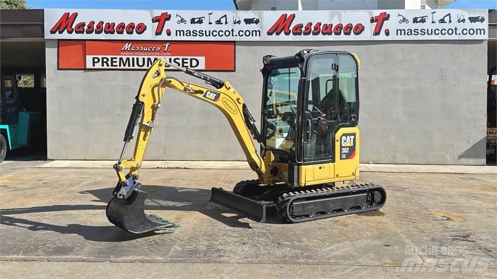 CAT 302CR Мини-экскаваторы