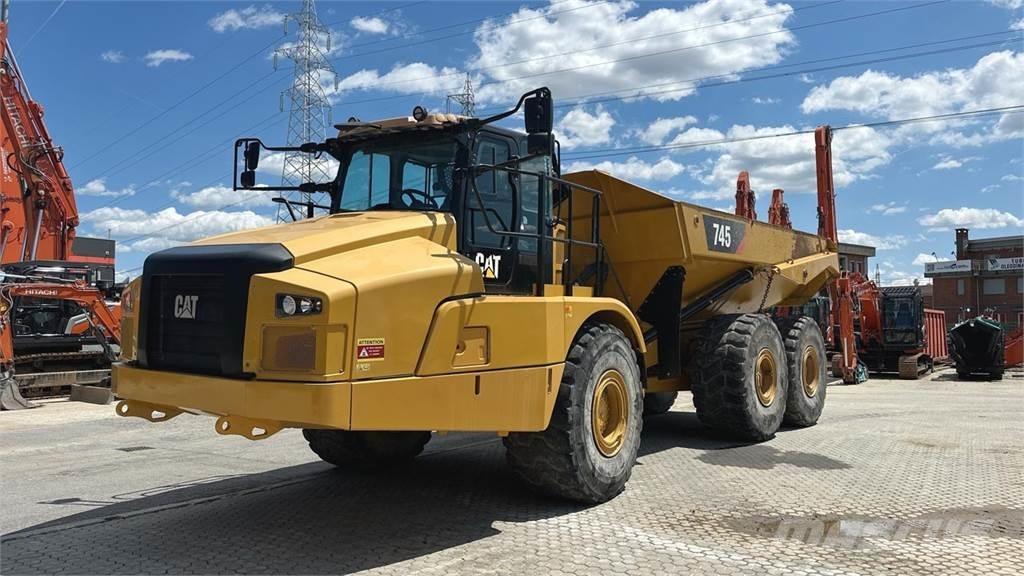 CAT 745C 6X6 Мини-самосвалы