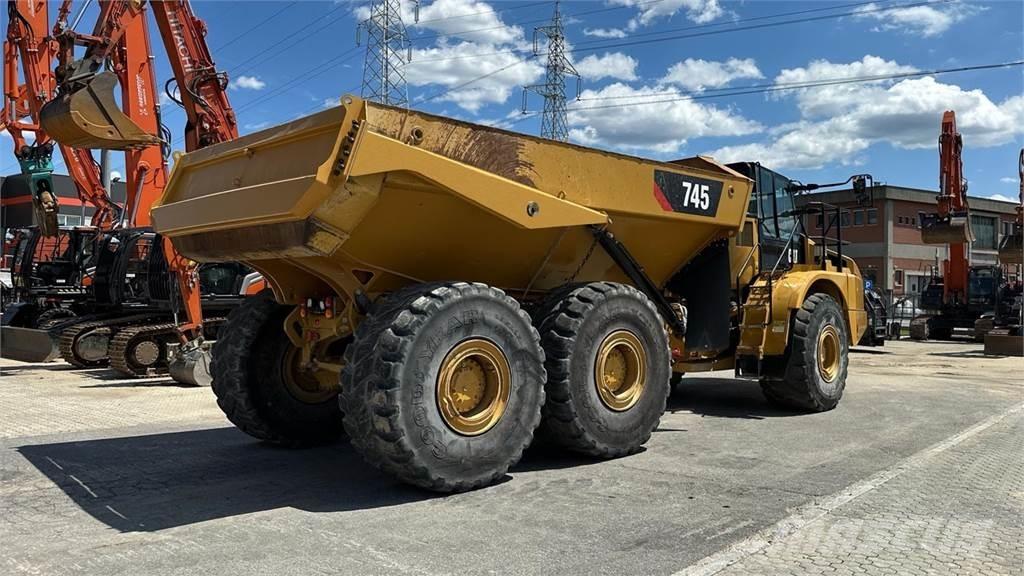 CAT 745C 6X6 Мини-самосвалы