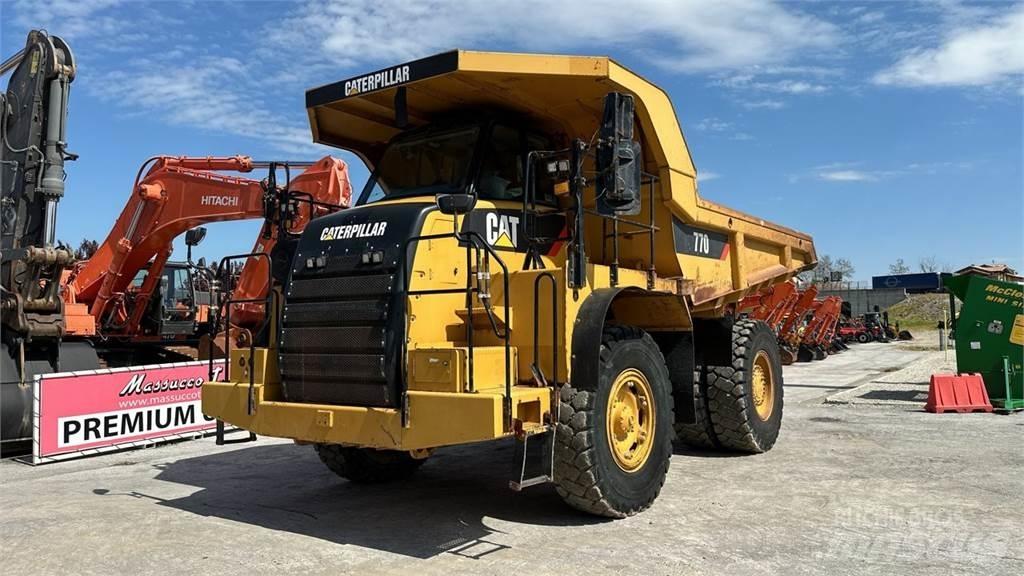 CAT 770 Мини-самосвалы