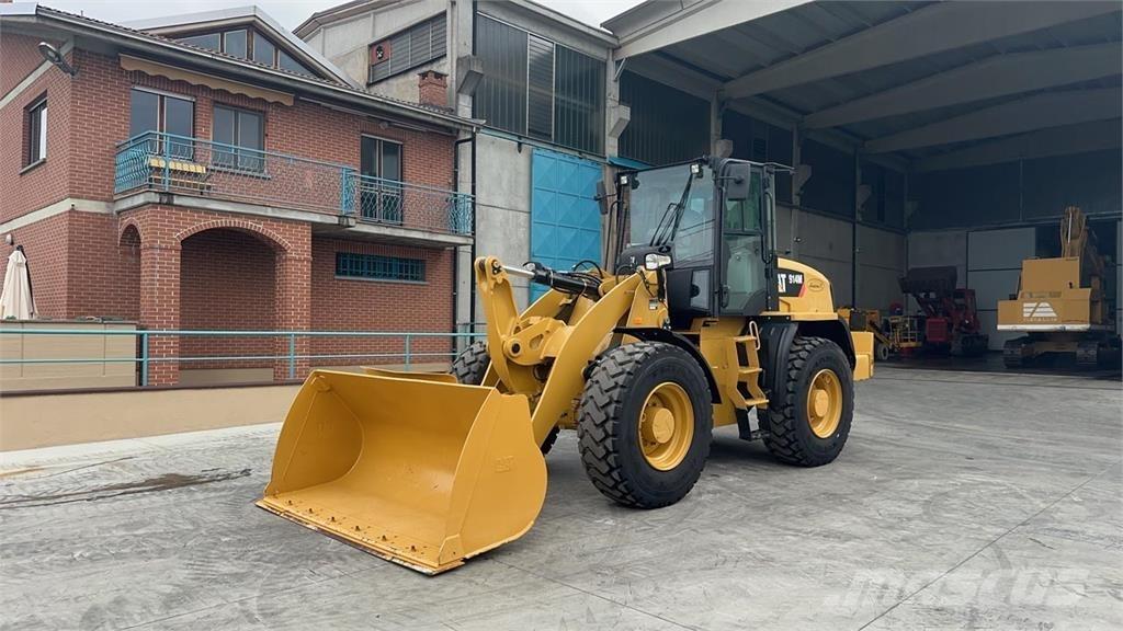CAT 914M Фронтальные погрузчики