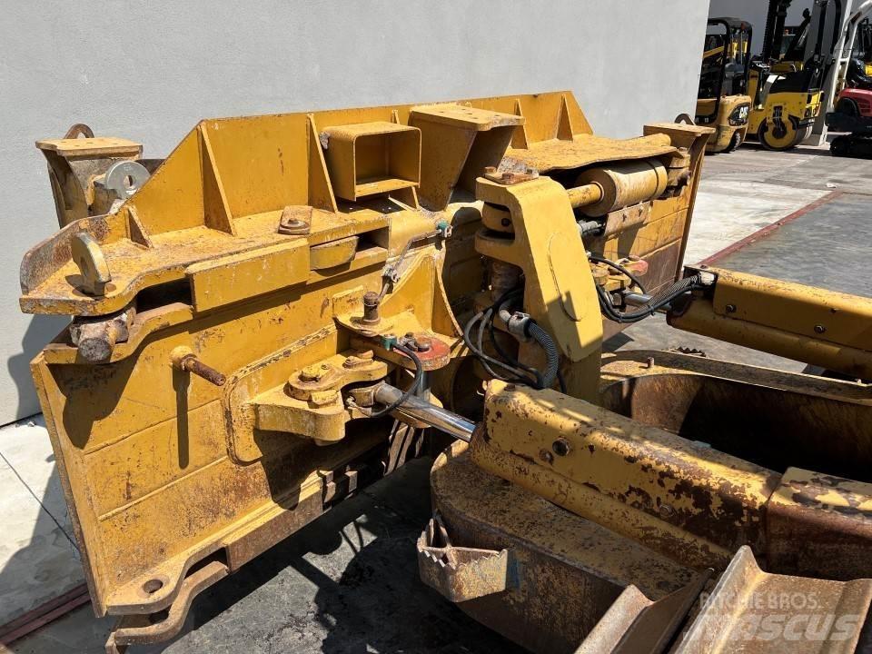CAT D6N LGP Гусеничные бульдозеры