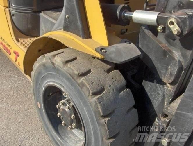 CAT DP30N Дизельные погрузчики