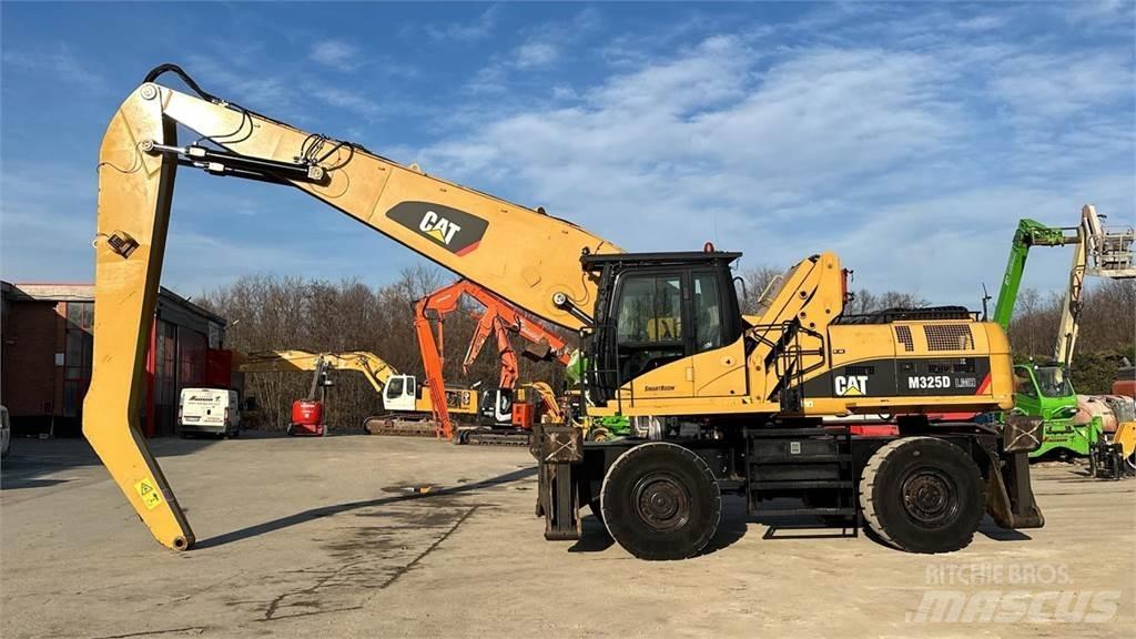 CAT M325D 4X4 Колёсные экскаваторы