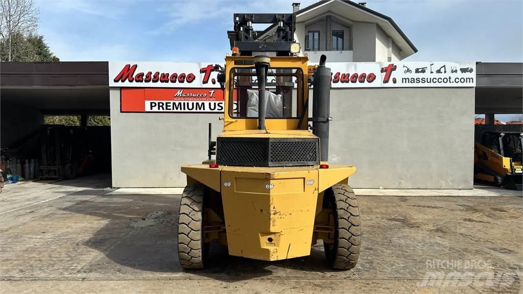CAT V225C Дизельные погрузчики