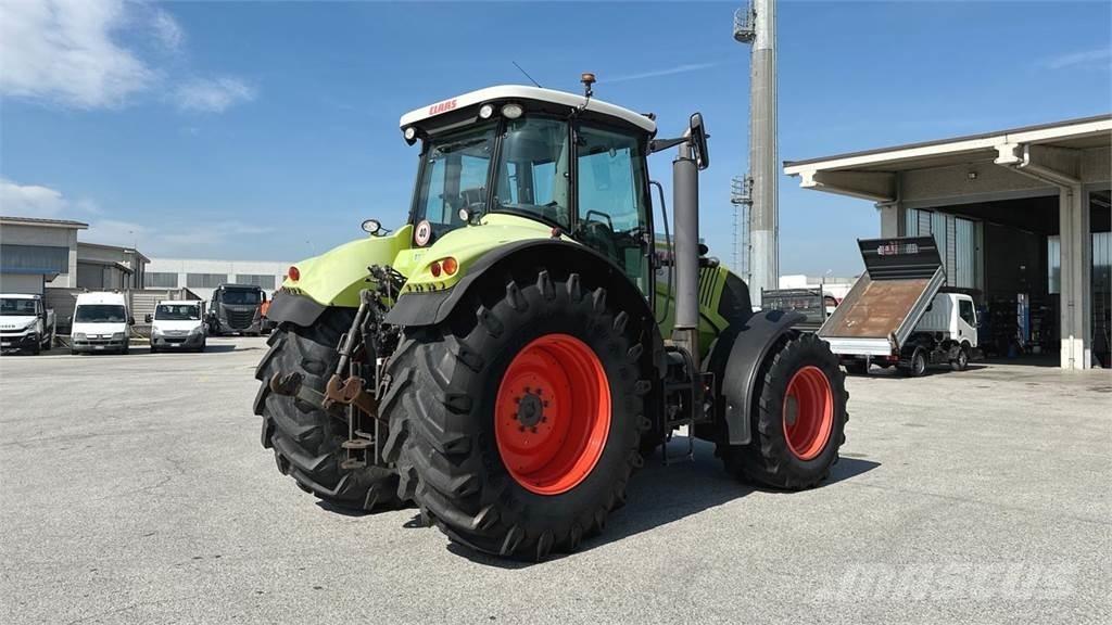 CLAAS AXION 810 4X4 Снежные отвалы и плуги