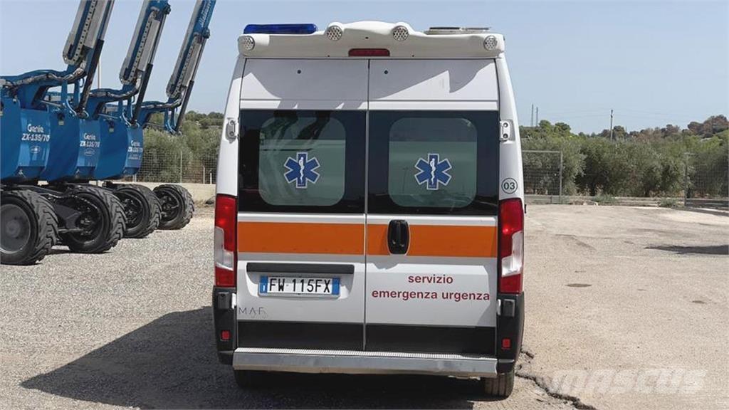 Fiat DUCATO AMBULANZA Специальные грузовики