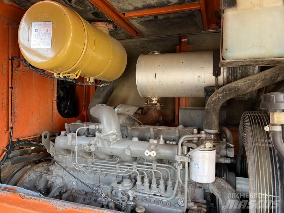 Hitachi LX170E Фронтальные погрузчики