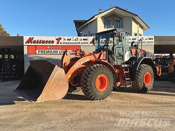 Hitachi ZW220-6 Фронтальные погрузчики