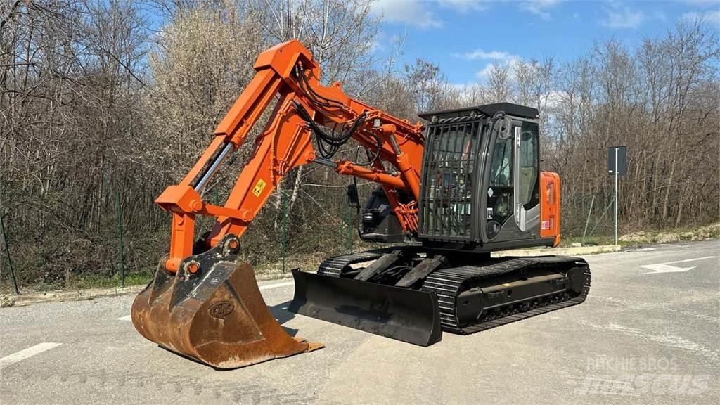 Hitachi ZX135US-3 Малые экскаваторы 7т-12т
