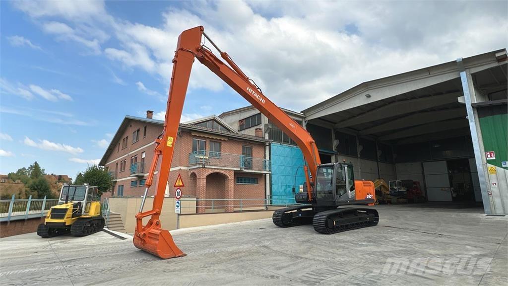 Hitachi ZX210LC-3 SLF Гусеничные экскаваторы