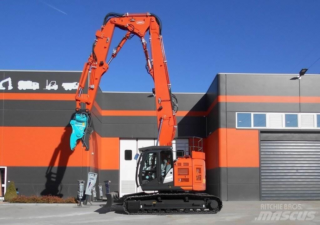 Hitachi ZX225-US6 Гусеничные экскаваторы