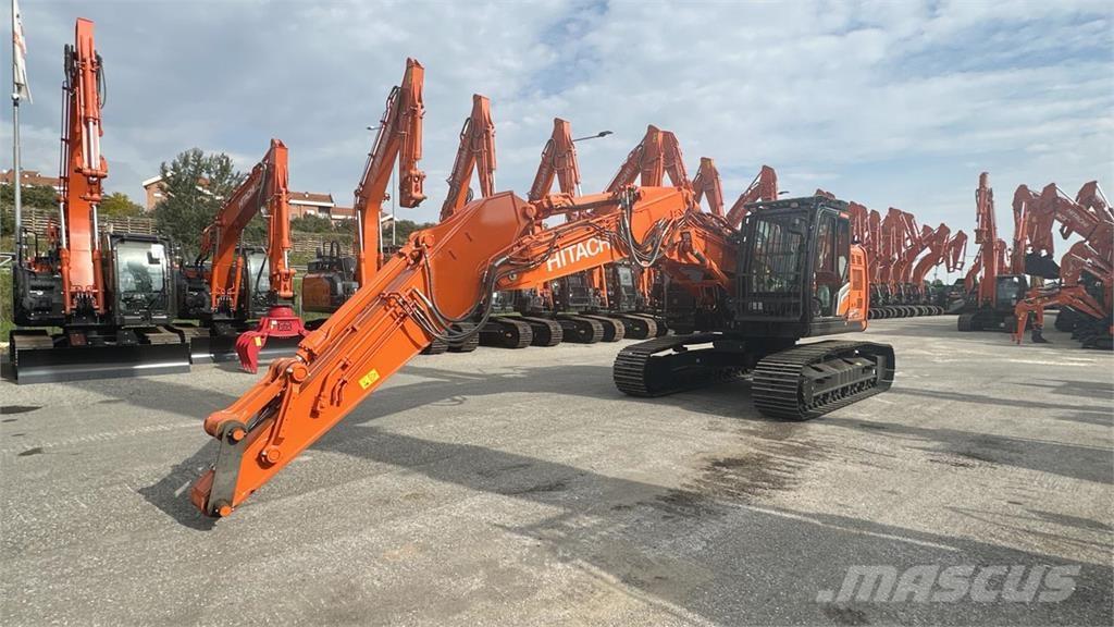 Hitachi ZX225USLC-7 Гусеничные экскаваторы