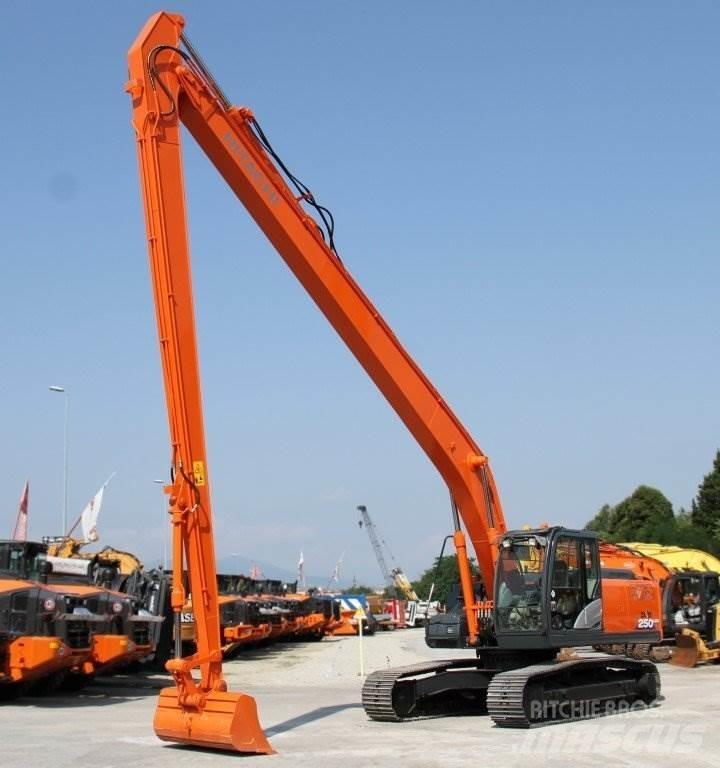 Hitachi ZX250LCN-5B Гусеничные экскаваторы
