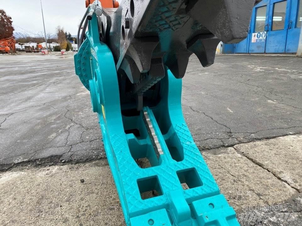 Hitachi ZX470LCH-3 Гусеничные экскаваторы